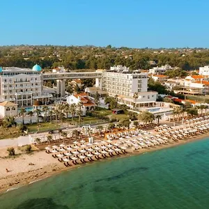 https://santa-beach-hotel.hotels-of-thessaloniki.com