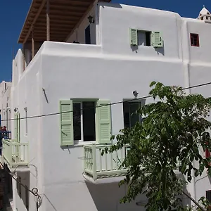 https://fraskoulas-town.hotels-in-mykonosisland.net
